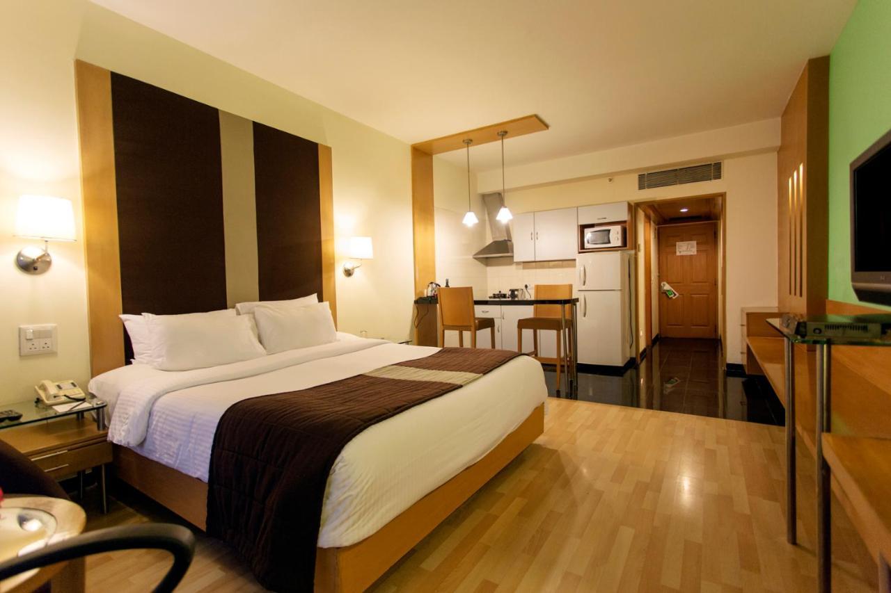 Hotel Royal Orchid Bangalore Eksteriør bilde